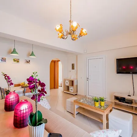 Archangelos Appartement *